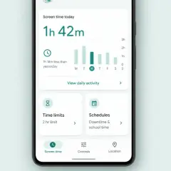 Ekran telefonu z podsumowaniem czasu ekranowego i opcjami kontroli rodzicielskiej Android: limity czasowe, harmonogramy.