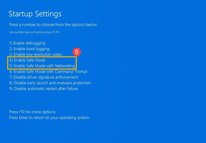 Ekran ustawień startowych Windows 11. Wybierz opcję 4, aby włączyć tryb awaryjny.