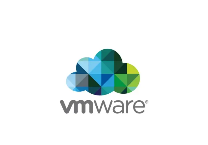 Logo VMware: kolorowa chmura złożona z geometrycznych kształtów i nazwa firmy.