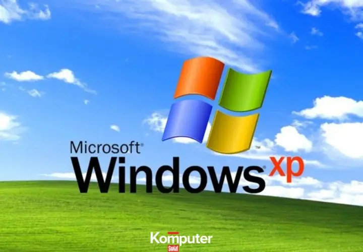 Ikoniczny krajobraz z zielonym wzgórzem i błękitnym niebem z chmurami, z logo Microsoft Windows XP.