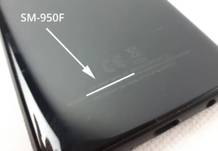 SM-G950F - tak sprawdzisz model telefonu. Na tylnej obudowie widnieje oznaczenie modelu i numer IMEI.