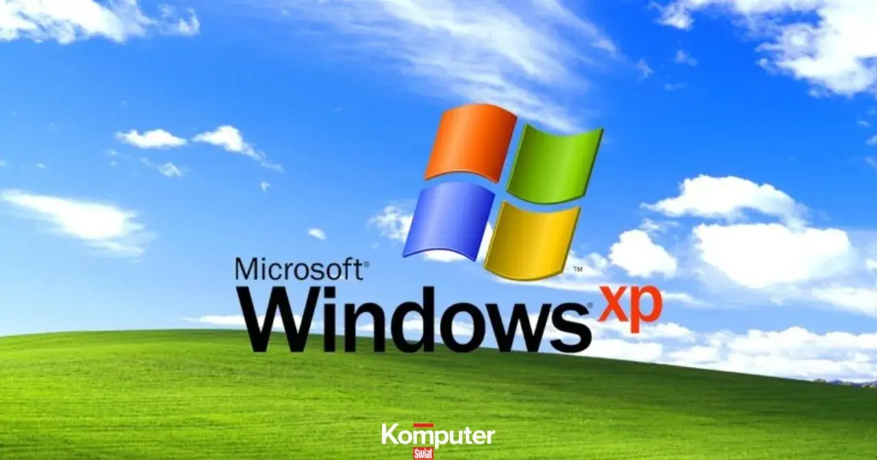 Ikoniczny krajobraz z zielonym wzgórzem i błękitnym niebem z chmurami, z logo Microsoft Windows XP.