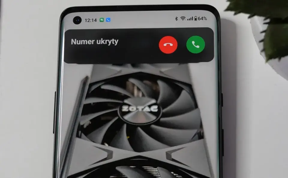 Jak zablokować numer prywatny na Androidzie i iPhonie?